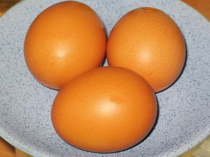 вымытые яйца дял белкового крема